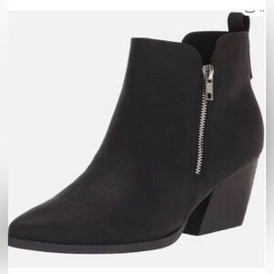 Dolce Vita Black Pointed Ankle Booties with Side Zip